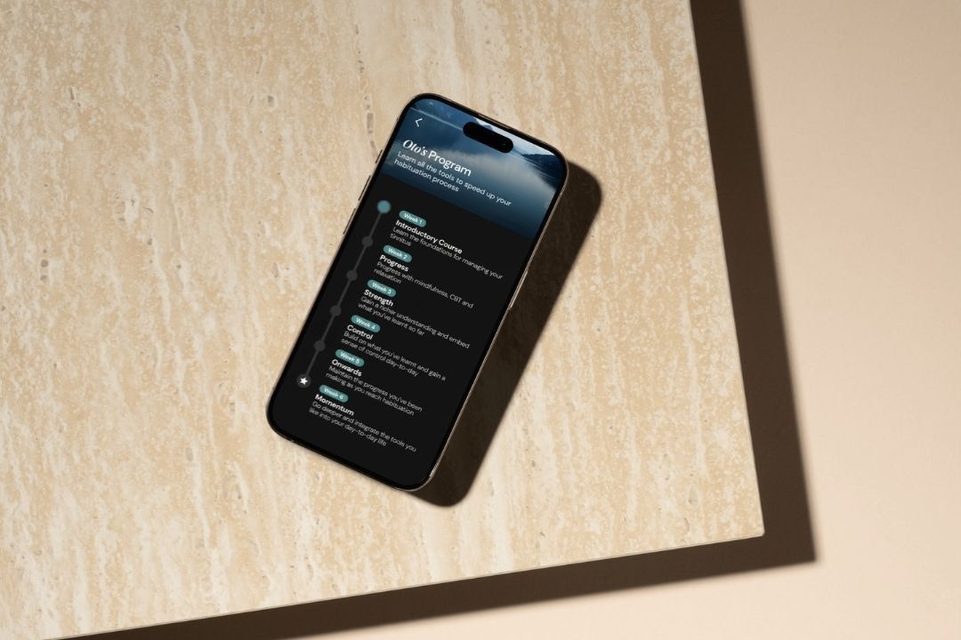 A phone showing the Oto app's six-week program screen
